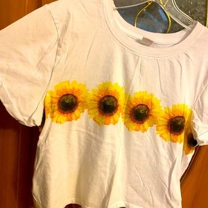 Victoria’s Secret PINK sunflower T-shirt-LARGE